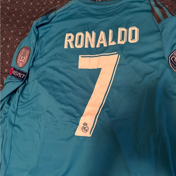 Real madrid long sleeve cr7 cristiano ronaldo adidas brand new soccer jersey - Picture 8 of 10